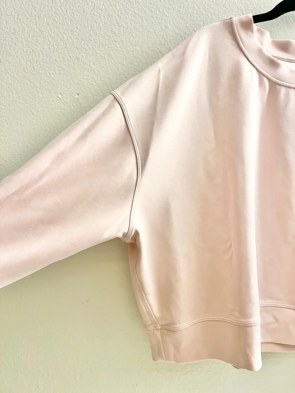 Lululemon | Perfectly Oversized Cropped Crew in Pink Mist *Softstreme - Size 16 - Picture 8 of 9